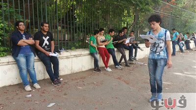 ٥٩٢ ألف طالب بالثانوية العامة يؤدون امتحان اللغة الأجنبية الأولى