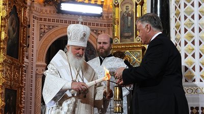 بالصور.. «بوتين» يهنئ المسيحيين الأرثوذكس بعيد القيامة