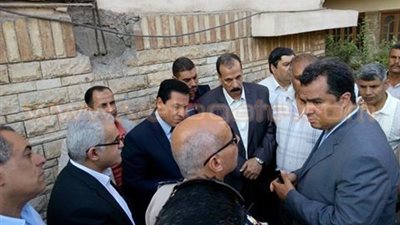 محافظ الشرقية يتفقد مستشفى صيدناوي عقب اشتعال النيران به