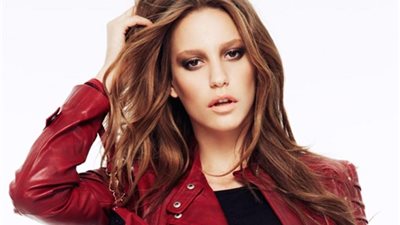 سيريناي ساريكايا: «لا أفكر في الزواج وأستعد لاستكمال الدراسة»