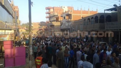 بالفيديو والصور.. شقيقة شهيد القليوبية تستقبل جثمانه بالزغاريد