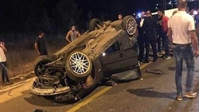 إصابة 5 أشخاص في حادث انقلاب سيارة بالبحيرة