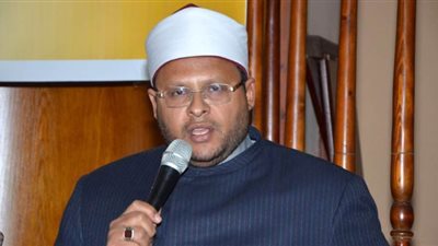 إمام عمرو بن العاص يكشف الفرق بين طهارة الظاهر والباطن