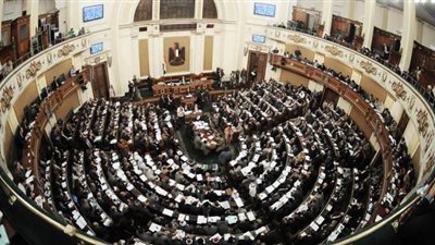 اجتماعات دائمة مع 