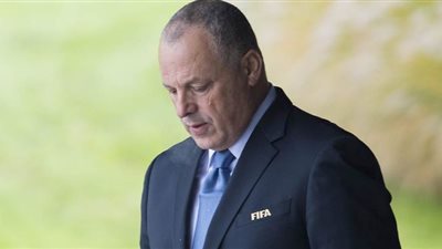 اتحاد الكرة يطلب وساطة أبوريدة لإنهاء أزمة رخصة 