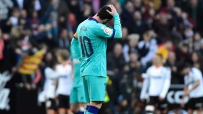 برشلونة يسقط أمام فالنسيا بهدفين دون رد