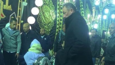 الخطيب يؤدي واجب العزاء في عماد محروس كبير مشجعي الأهلي بدبي