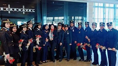 4 صور ترصد احتفالات المطارات المصرية بعيد الشرطة