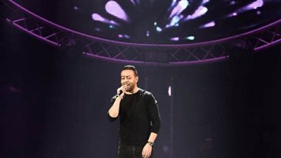 تامر عاشور يتألق في حفل جدة.. والجمهور يتخطى الطاقة الاستيعابية للمسرح