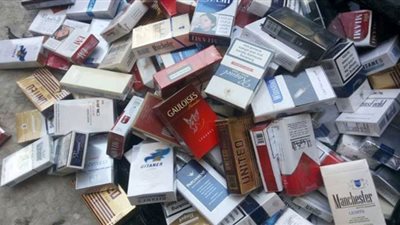 جمارك السلوم تحبط محاولتي تهريب كمية من السجائر والمشروبات الكحولية