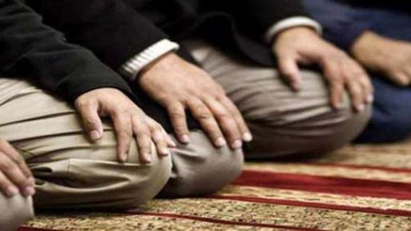 حكم صلاة المنفرد