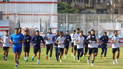 محمد أبوجبل يشارك في جزء من تدريبات الزمالك