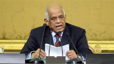 علي عبد العال يحيل عددا من التشريعات للجان المختصة بالبرلمان