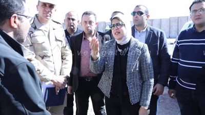 وزيرة الصحة تراجع الإجراءات الوقائية بمطار شرم الشيخ لمواجهة كورونا