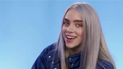 بيلي إيليش تفوز بجائزة أفضل أغنية للعام في حفل جرامي