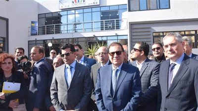 وزير الرياضة يفتتح مركز شباب الشيخ زايد بالحي الإماراتى في بورسعيد | صور