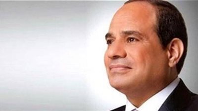 السيسي يتسلم وسام 