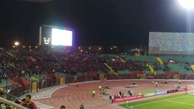 إقبال جماهيري ضعيف بمدرجات السلام استعدادا لمباراة الأهلي والنجم