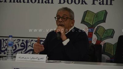 نصر الله: أحمد زكي  قال لي: 