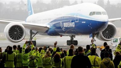 ”بوينج“ تنجح باختبار تحليق أكبر طائرة في العالم | فيديو