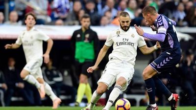 ريال مدريد يفوز على بلد الوليد 0/1 ويتصدر الدوري الإسباني