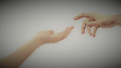 تفسير حلم عطاء الميت في المنام لـ