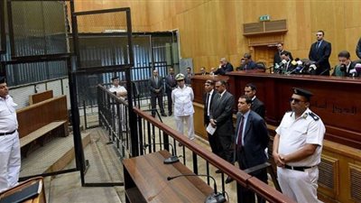 السجن المؤبد لـ 3 متهمين اغتصبوا ممثلة وسرقوها أمام نجلها المعاق