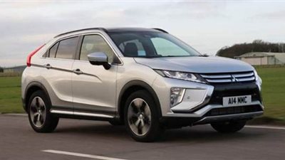 ميتسوبيشي تخفض سعر سيارتها اكليبس كروس