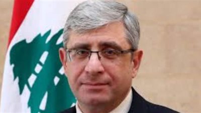 وزير التعليم اللبناني يرد على رسالة مؤثرة لطفلة: سأجعل أيام الدراسة متعة  