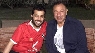 الخطيب يطمئن على تركي آل الشيخ هاتفيا