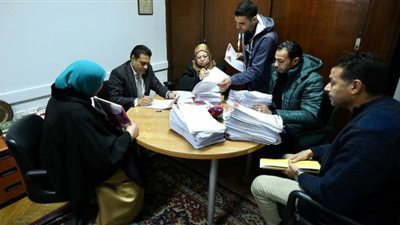 لجنة العضوية تواصل اجتماعاتها في الأهلي| صور