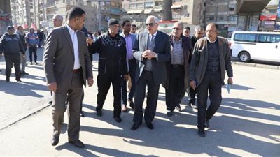 محافظ الجيزة يبحث تحويل الباكيات بمزلقان أرض اللواء لسوق حضارى