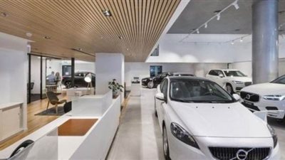 فولفو تستهدف السيارات الهجين لتحسين المبيعات وتجنب الغرامات