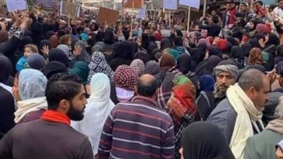 جنازة شعبية تطالب بالقصاص لضحية القتل في عزبة الجزار بالدقهلية