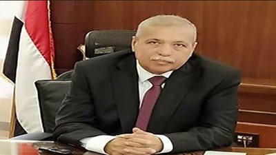 النيابة الإدارية تكرم أرملة الشهيد أحمد الرفاعي في يوم الوفاء لأبطال الشرطة