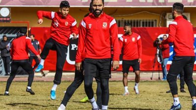 الأهلي ينتهي من تطعيم لاعبيه قبل رحلة السودان