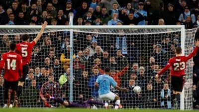 مانشستر سيتي يتخطى يونايتد ويتأهل لنهائي كأس الرابطة لمواجهة أستون فيلا