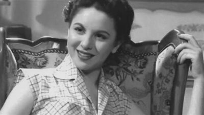 ماوتسى تونج يحمل فاتن حمامة رسالة إلى عبد الناصر