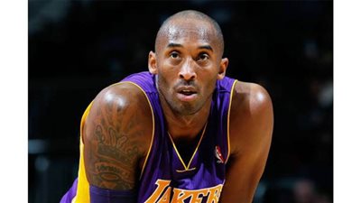 بعد 3 أيام من مصرعه.. أرملة أسطورة كرة السلة كوبي براينت تخرج عن صمتها برسالة مؤثرة