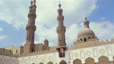 طلاب الأزهر الشريف يقدمون خطبة بالإنجليزية وابتهالات دينية بمعرض الكتاب