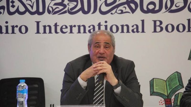 الكاتب نبيل فاروق