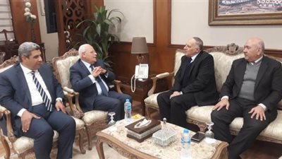 محافظ بورسعيد يستقبل رئيس هيئة قضايا الدولة | صور