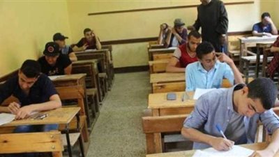 إجراء امتحانات الصف الثالث الثانوي بنظام 