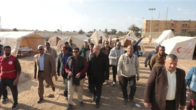 محافظ بني سويف يتفقد معسكر التدريب العملي لمجابهة الأزمات والكوارث | صور