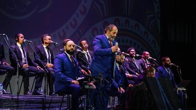 فرقة الإخوة أبو شعر للإنشاد الديني تغرد من مكتبة الإسكندرية