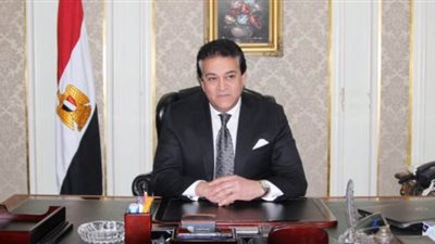 نتائج زيارة وزير التعليم العالي لأمريكا.. مذكرة تفاهم مع جامعة أريزونا لعمل فرع بالجلالة.. وتكليف المبعوثين المصريين بمراجعة برامج الجامعات الجديدة