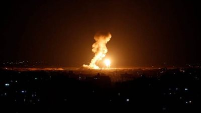 طائرات الاحتلال الإسرائيلي تشن غارات جديدة على قطاع غزة | فيديو