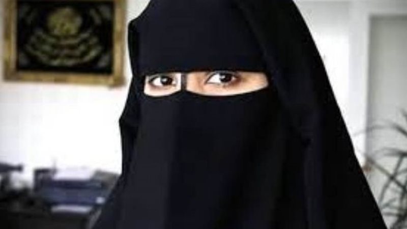 حلم النقاب في المنام