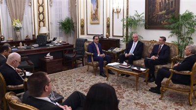 رئيس الوزراء يلتقى بوركهارد بالتس عضو مجلس إدارة البنك الاتحادي الألماني