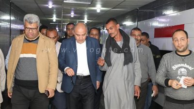 محافظ قنا: وصول 10 ماكينات للغسيل الكلوي بالمستشفى العام | صور